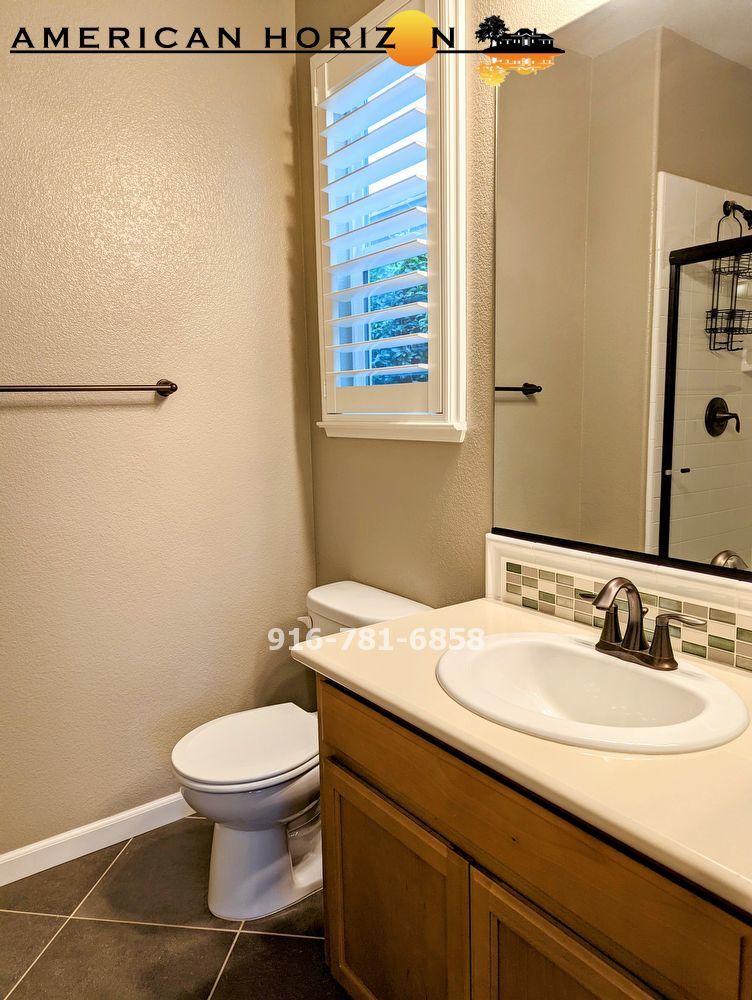 LUXURY Solar 4 Bedroom in Whitney Ranch property image