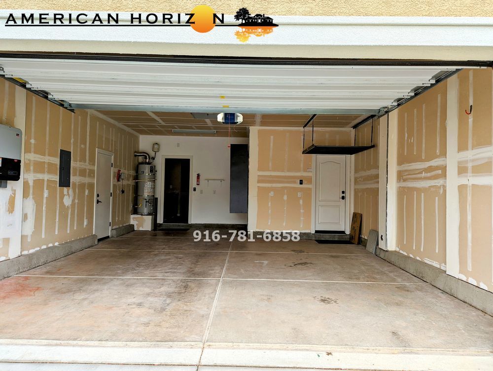 LUXURY Solar 4 Bedroom in Whitney Ranch property image
