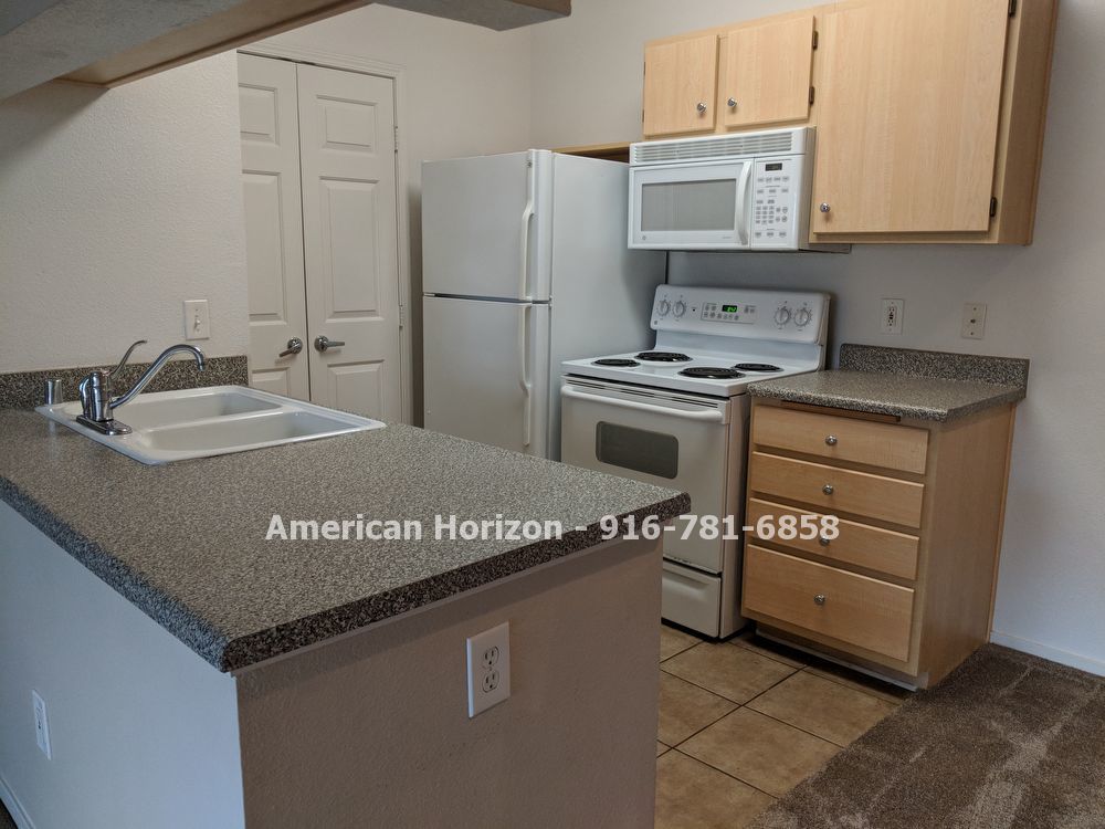 1st Floor Condo Roseville property image