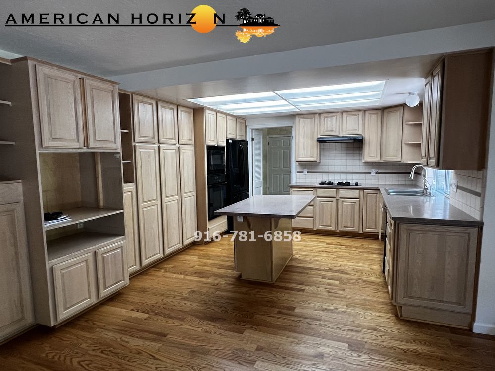 5 Bedroom with POOL property image