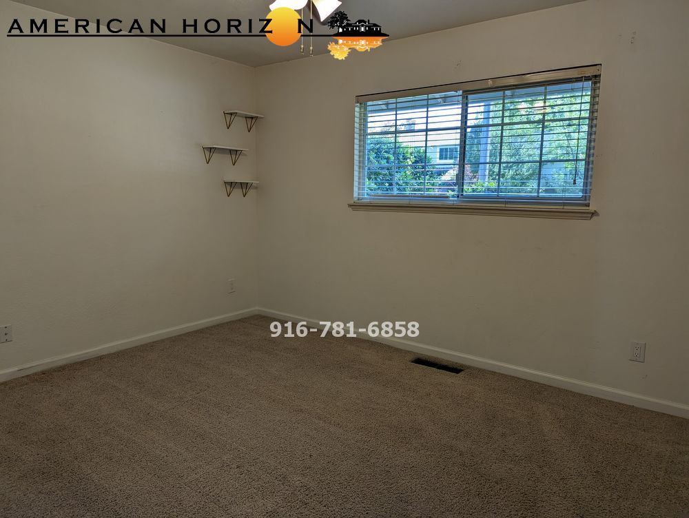 5 Bedroom with POOL property image