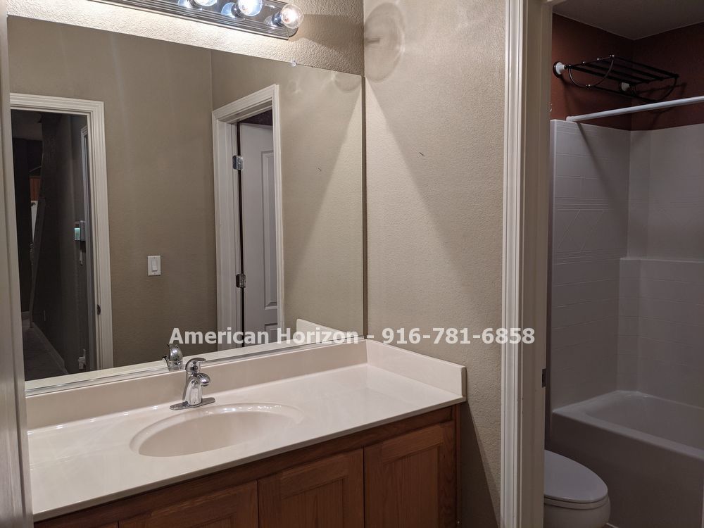 4 Bed 3 Bath with loft 12 Bridges Lincoln property image