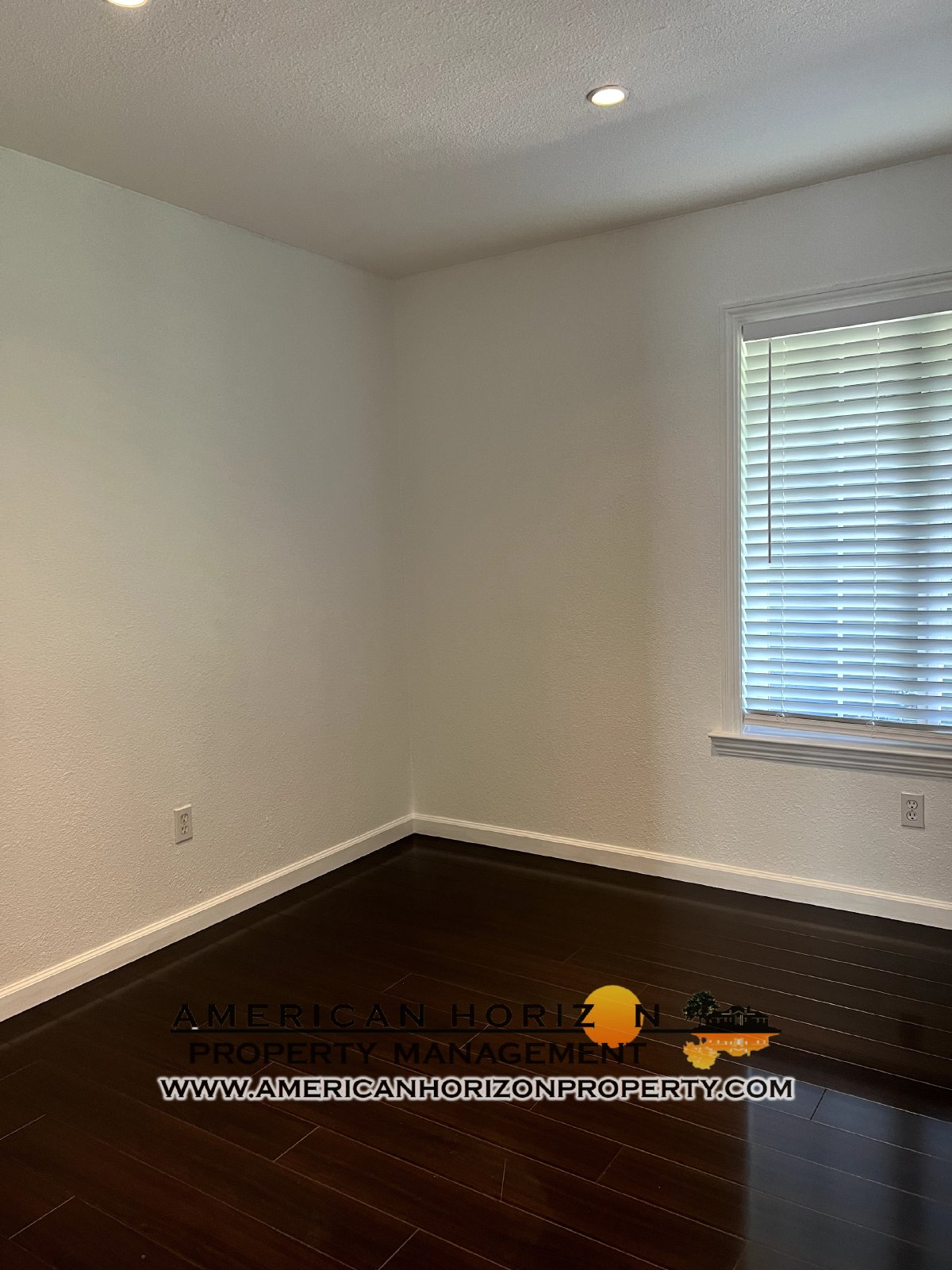 *LEASED* 4 Bedroom on Corner Lot property image