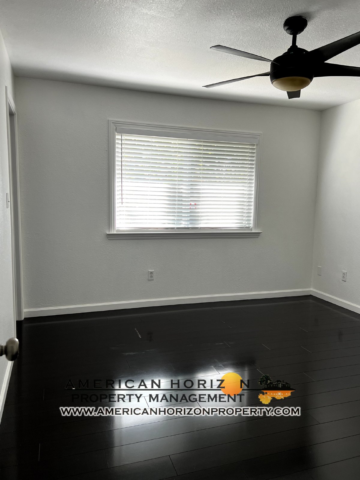 *LEASED* 4 Bedroom on Corner Lot property image