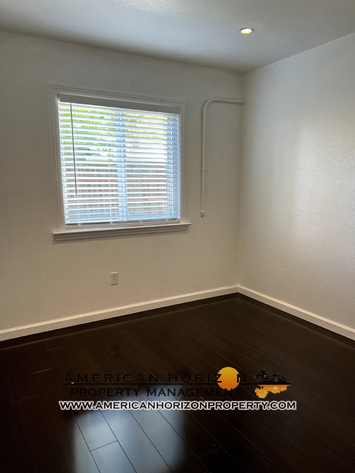 *LEASED* 4 Bedroom on Corner Lot property image