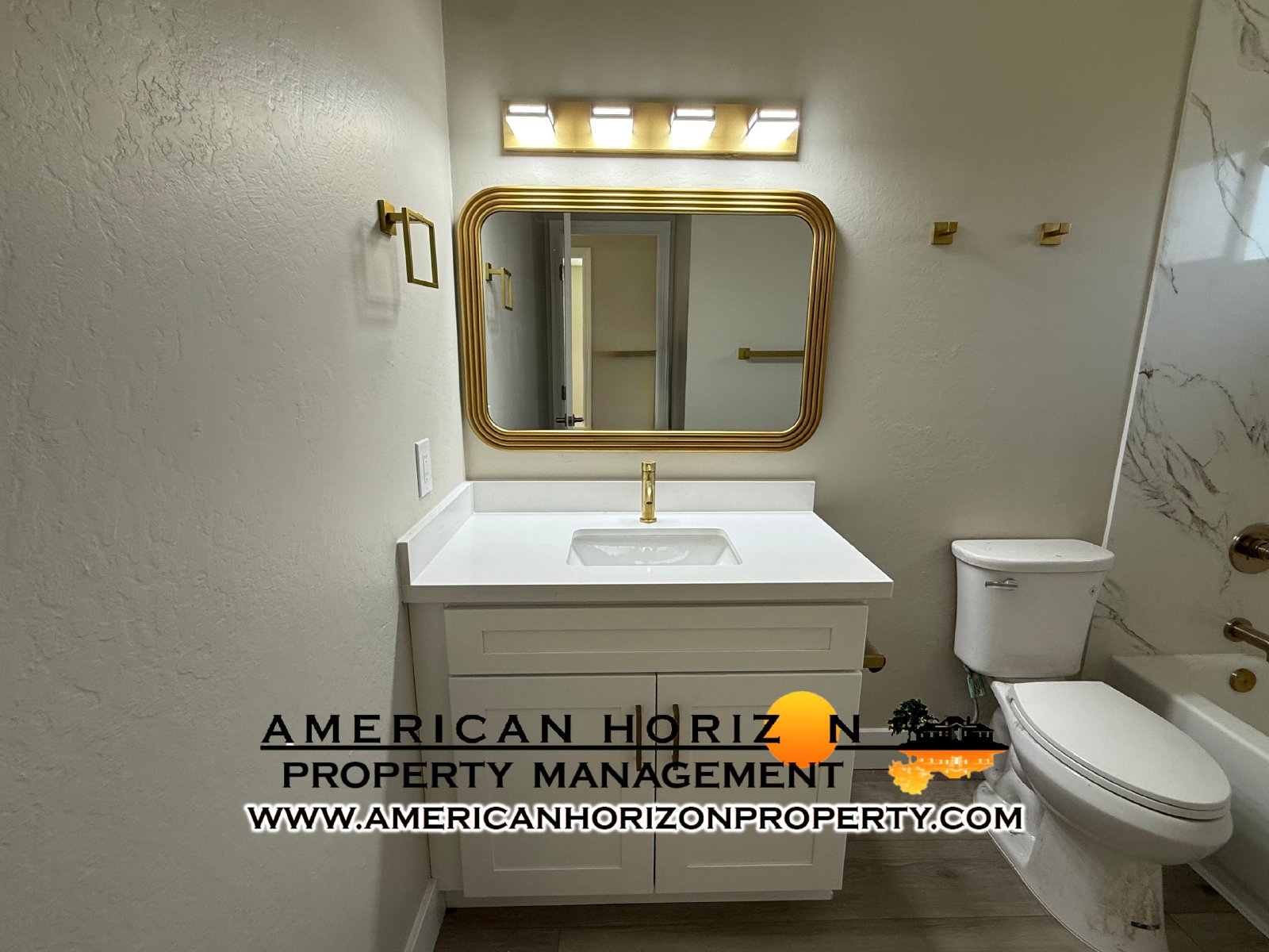 UPSTAIRS Roseville 2 Bedroom Apartment property image