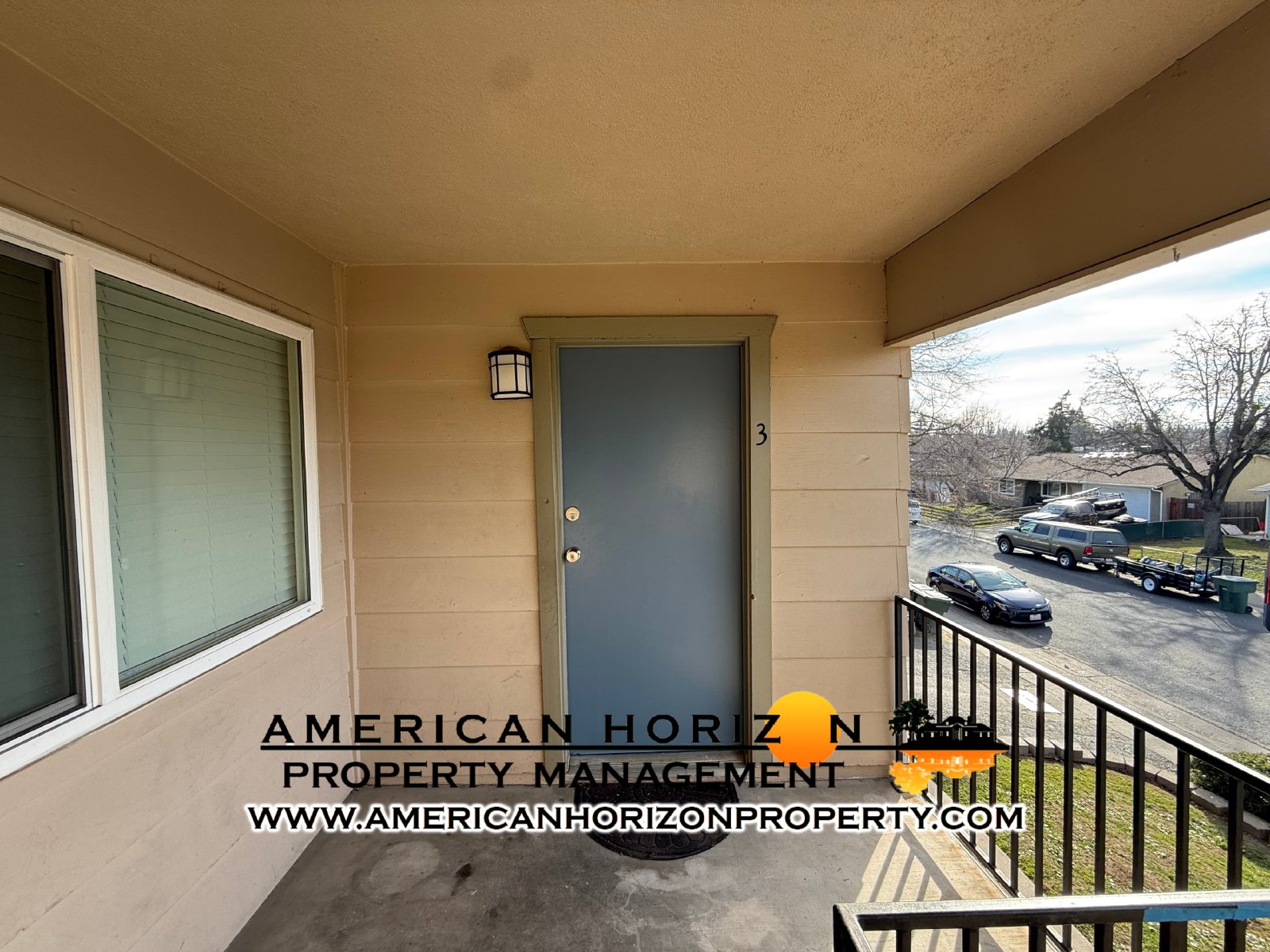 UPSTAIRS Roseville 2 Bedroom Apartment property image