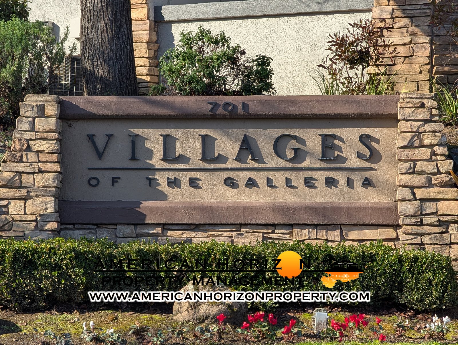 1st Floor Condo Roseville--Updated property image