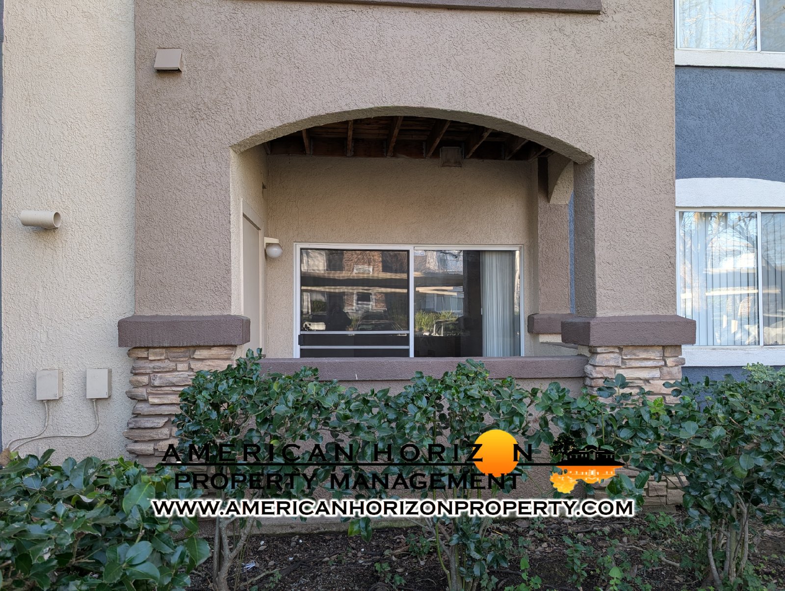 1st Floor Condo Roseville--Updated property image