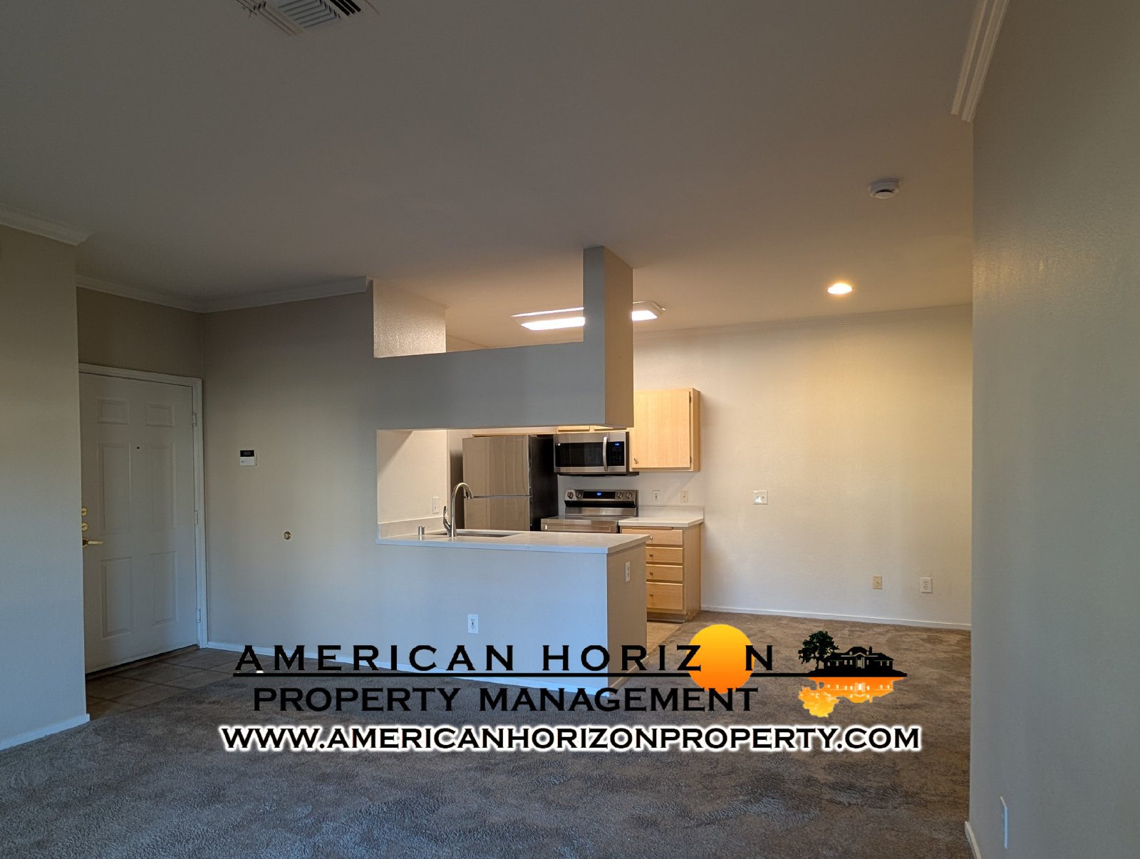 1st Floor Condo Roseville--Updated property image