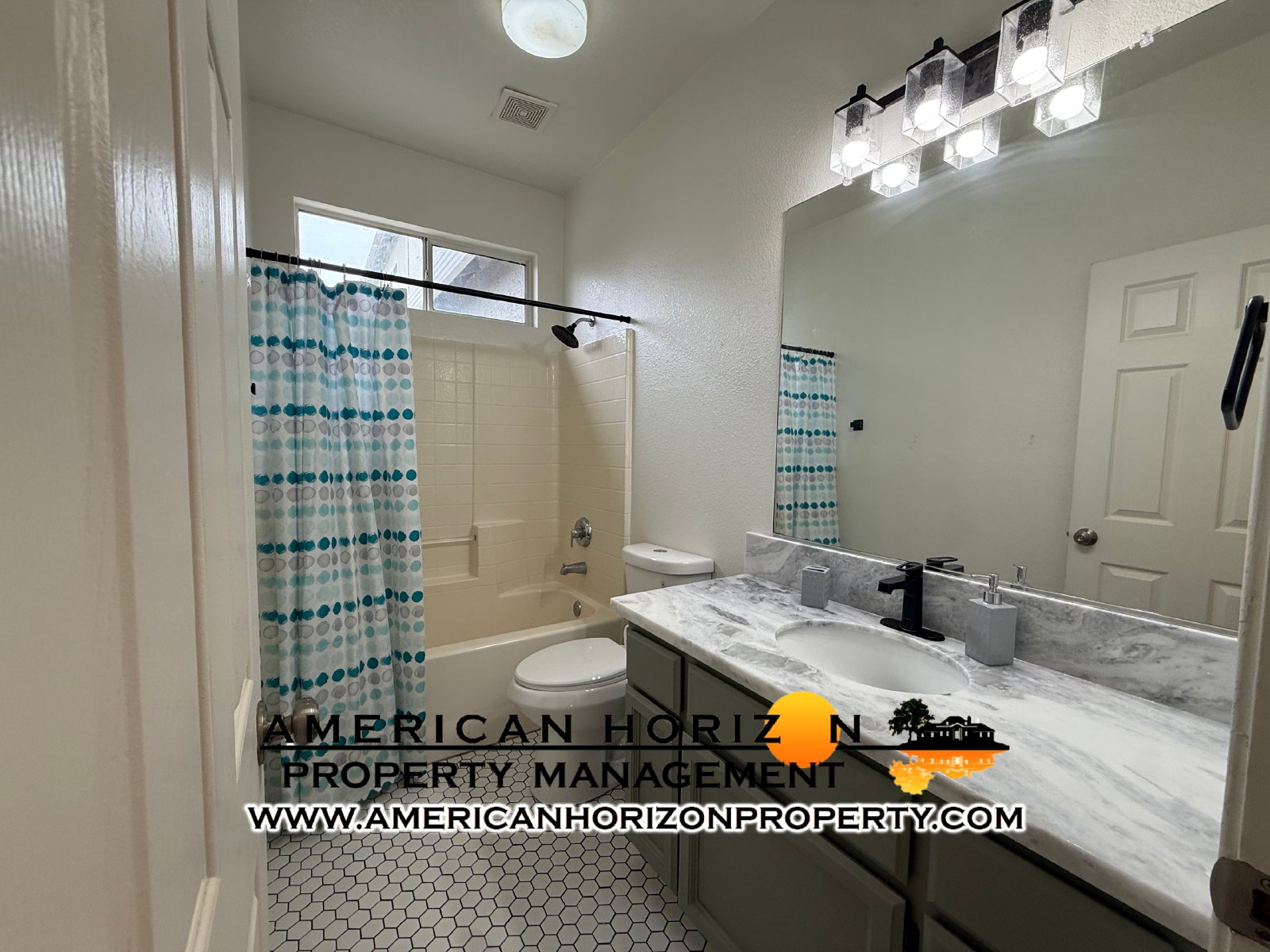 An adorable home available mid February property image