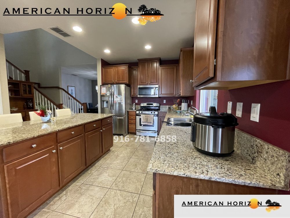 4 bed 3 bath with POOL and Solar in West Roseville property image