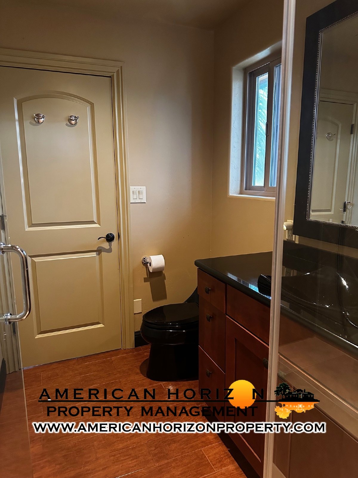 Studio unit on private street property image