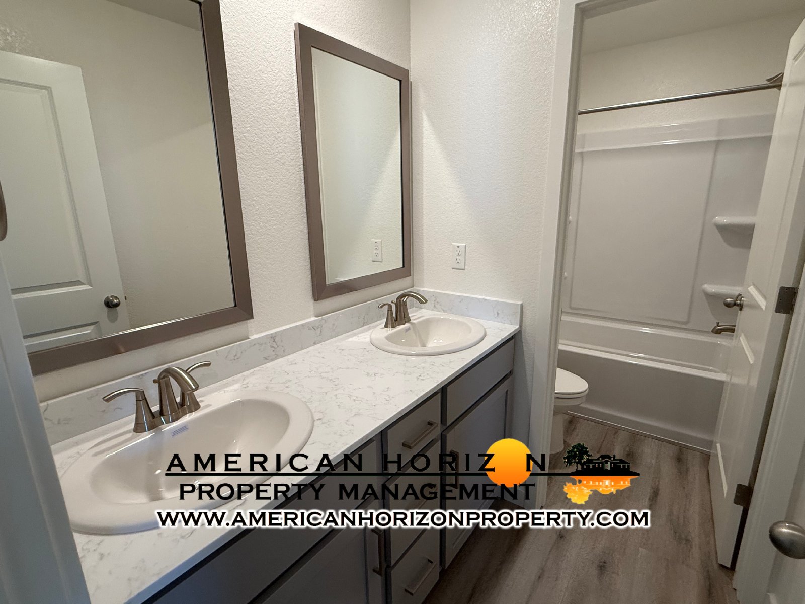 NEW 5 Bed 3 Bath House in Roseville With SOLAR property image