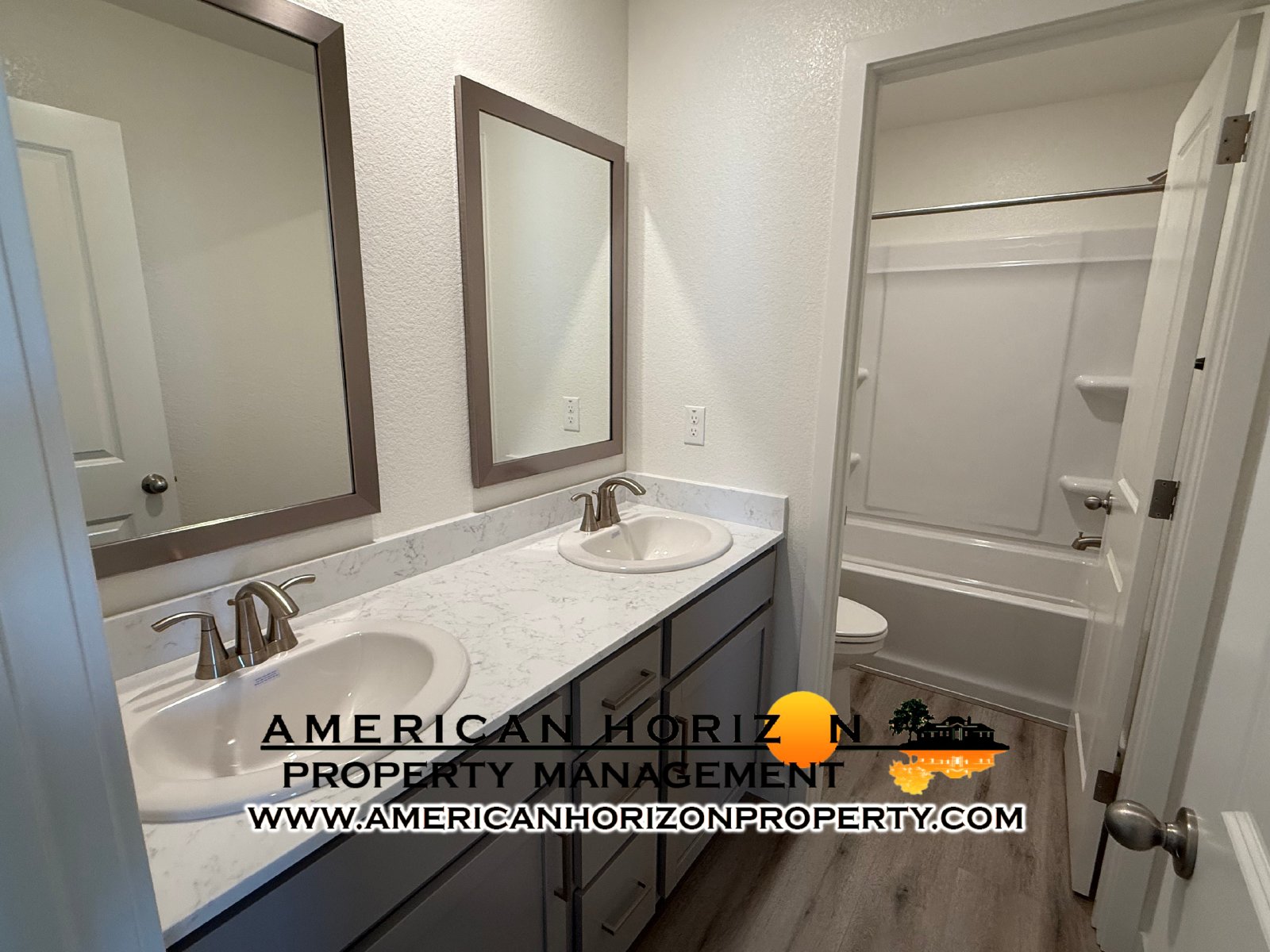 NEW 5 Bed 3 Bath House in Roseville With SOLAR property image