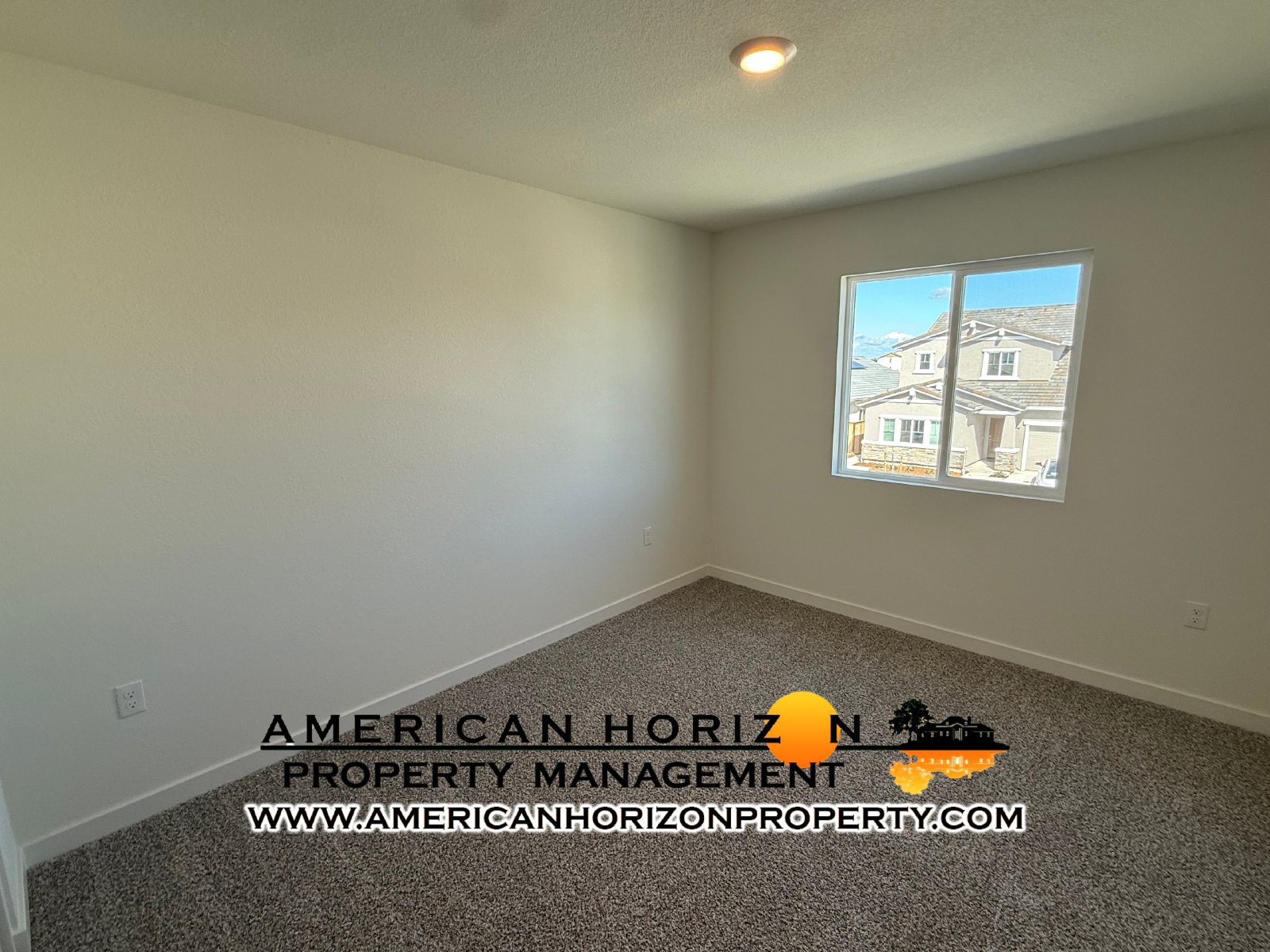 NEW 5 Bed 3 Bath House in Roseville With SOLAR property image