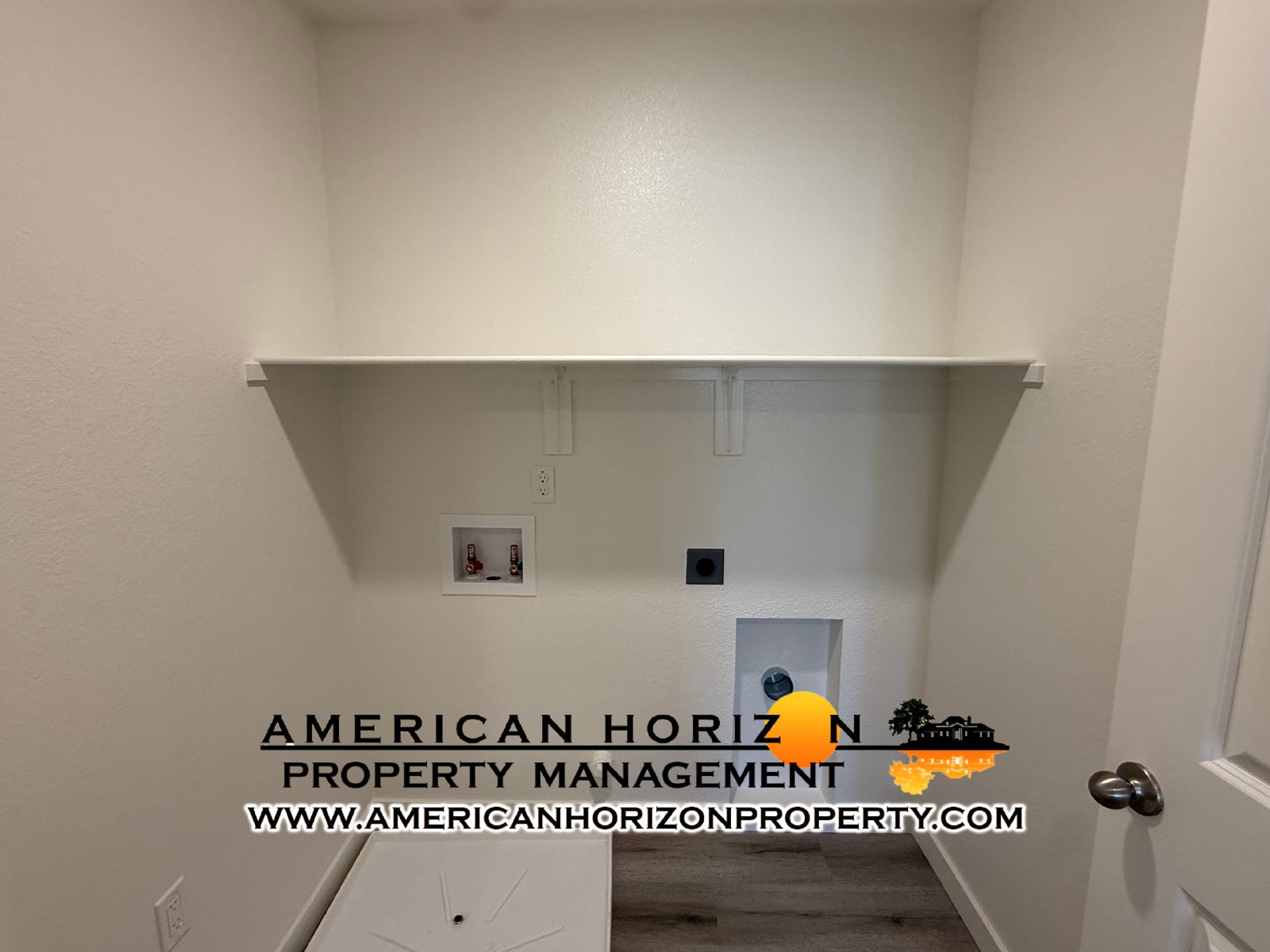 NEW 5 Bed 3 Bath House in Roseville With SOLAR property image