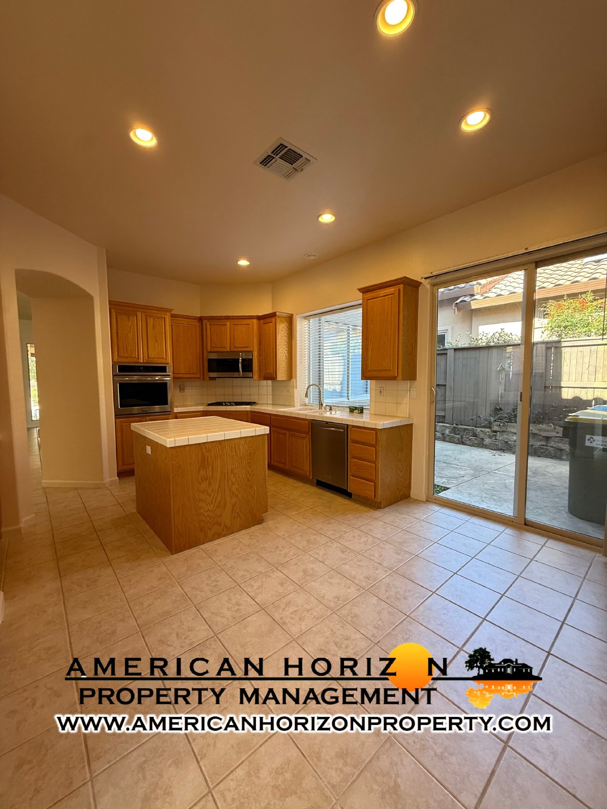 LEASED Serrano 3-4 Bedroom with POOL property image