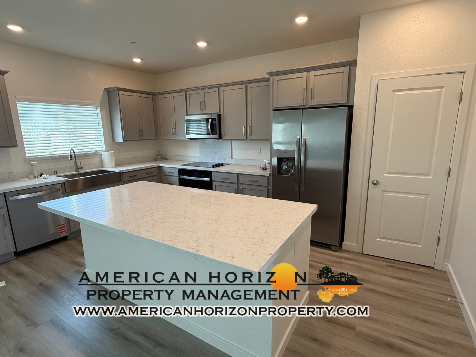 NEW 5 Bed 3 Bath House in Roseville With SOLAR property image