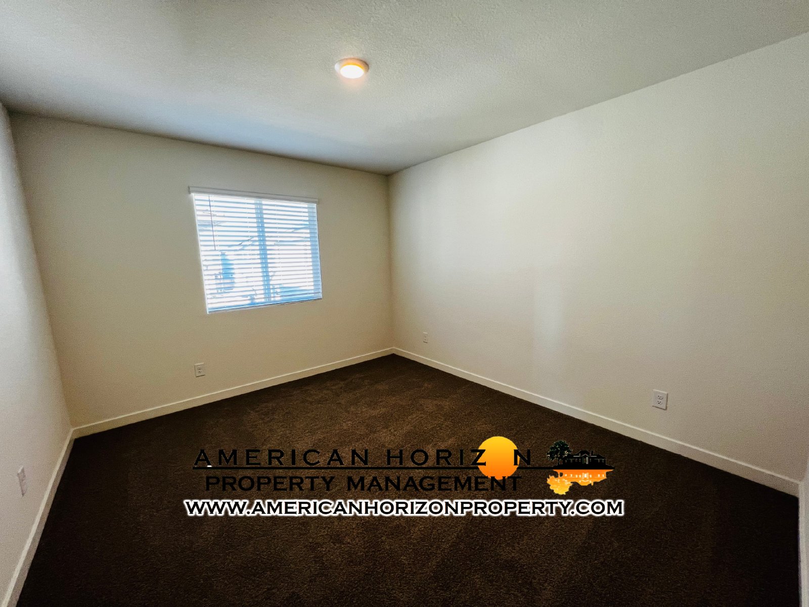 New built 2023 Lincoln 3 bed 2.5 bath w solar property image