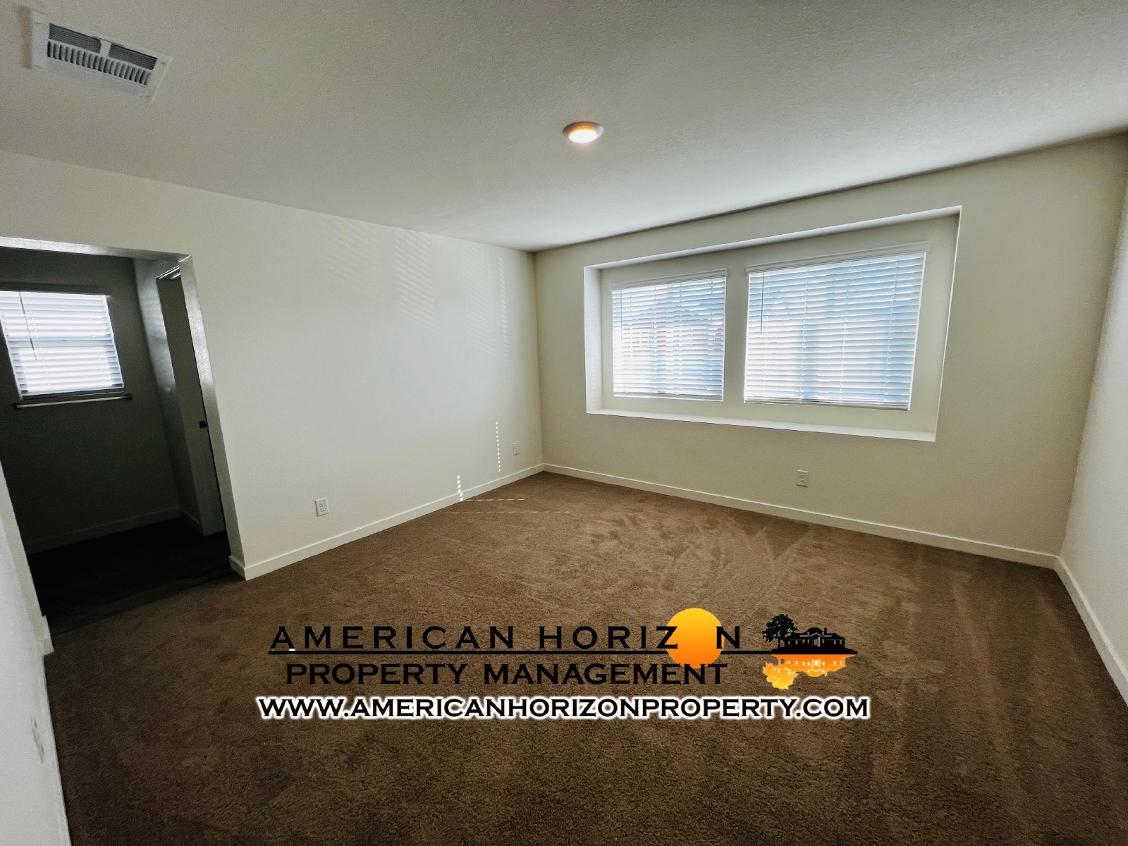 New built 2023 Lincoln 3 bed 2.5 bath w solar property image