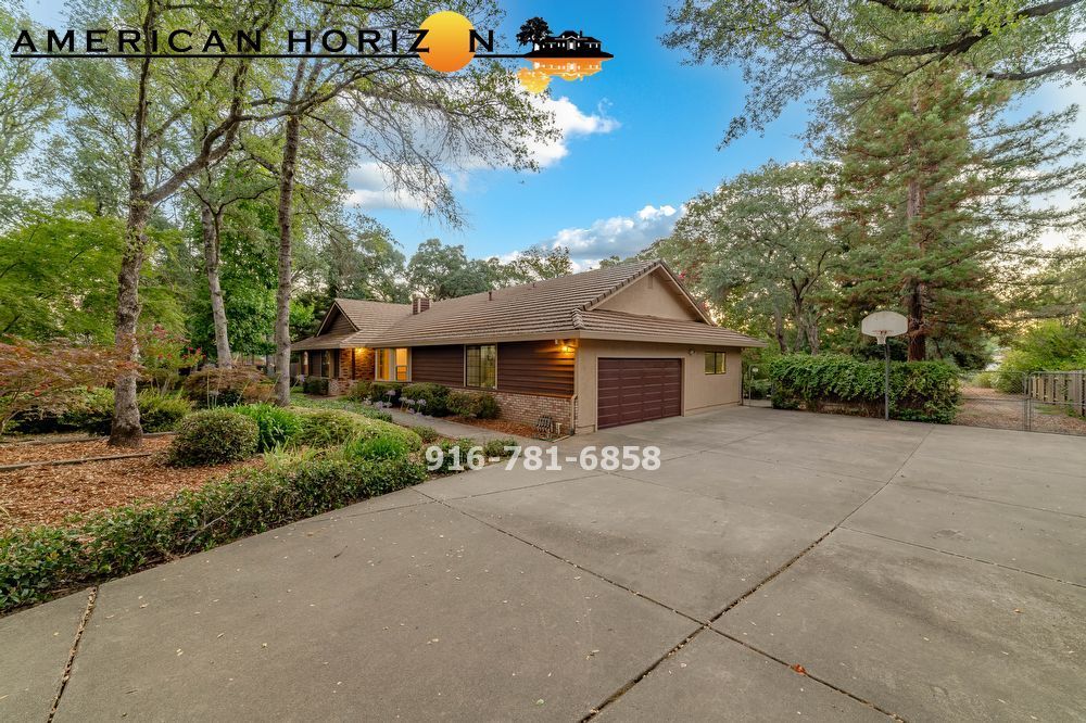 Granite Bay 3 bed 2.5 bath on 1 acre RV access property image