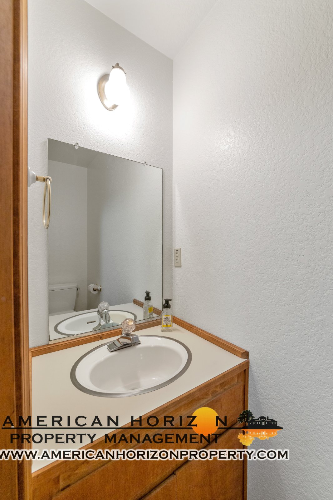 Granite Bay 3 bed 2.5 bath on 1 acre RV access property image