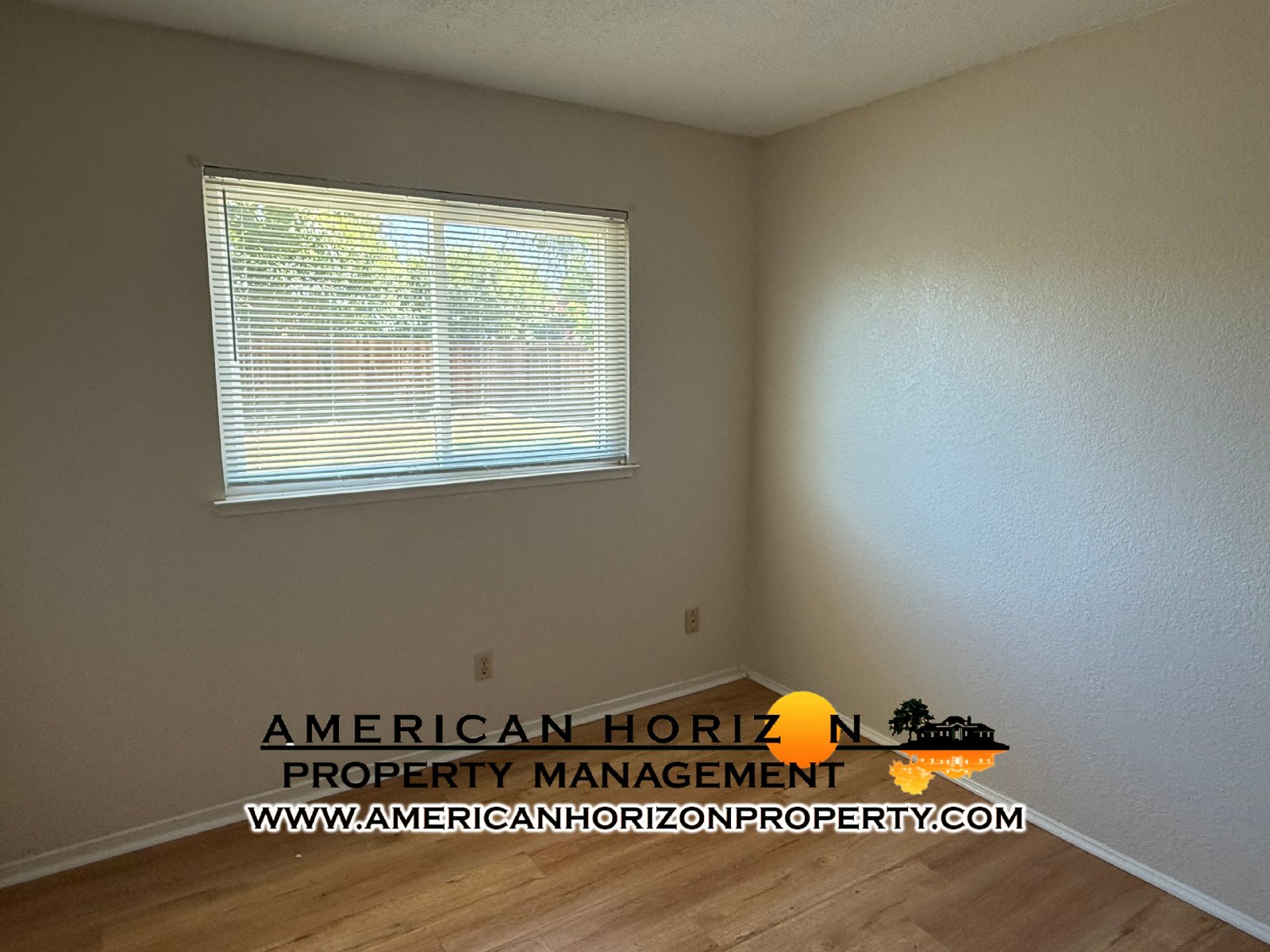 3 Bed 2 Bath Home with HUGE Backyard property image