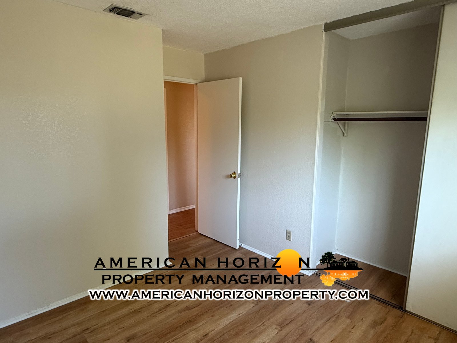 3 Bed 2 Bath Home with HUGE Backyard property image