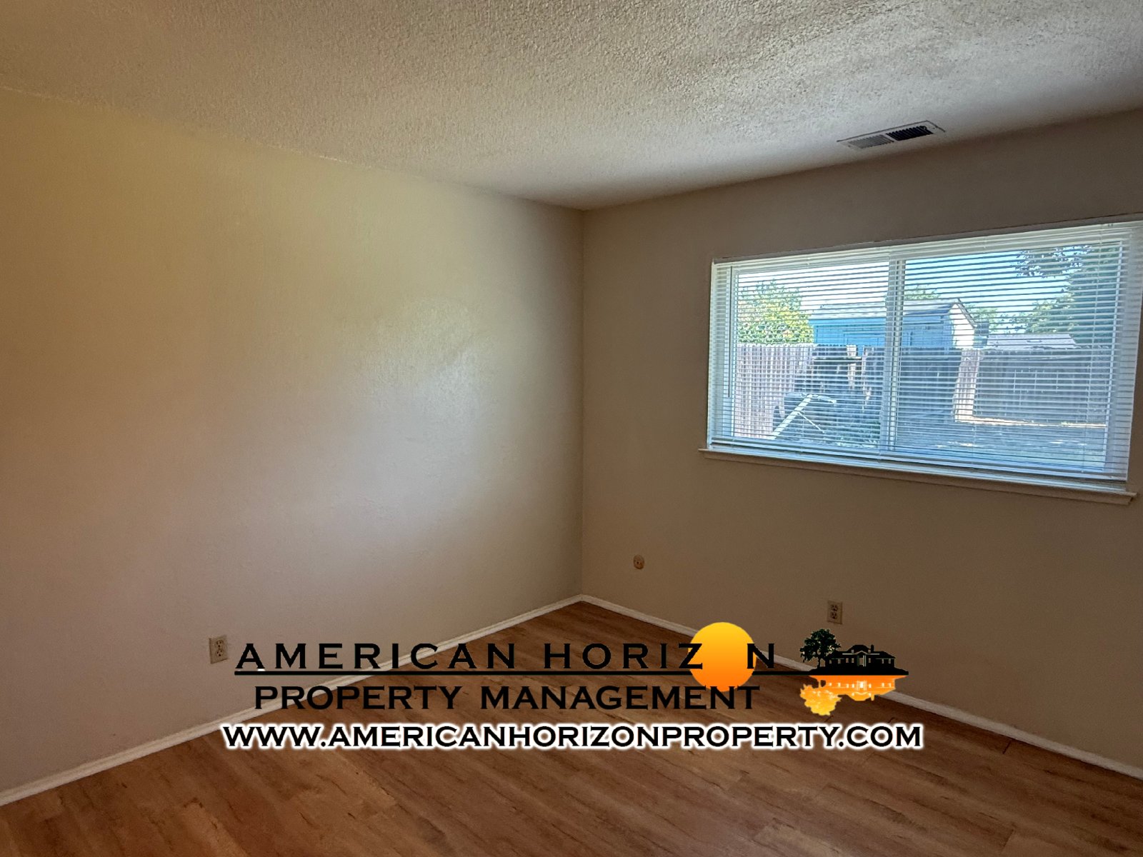 3 Bed 2 Bath Home with HUGE Backyard property image