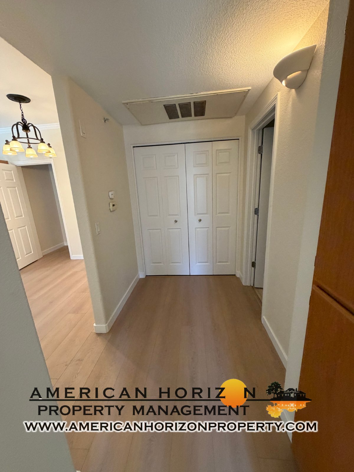 *LEASED* The Villas 1 bedroom 1 bathroom with garage property image