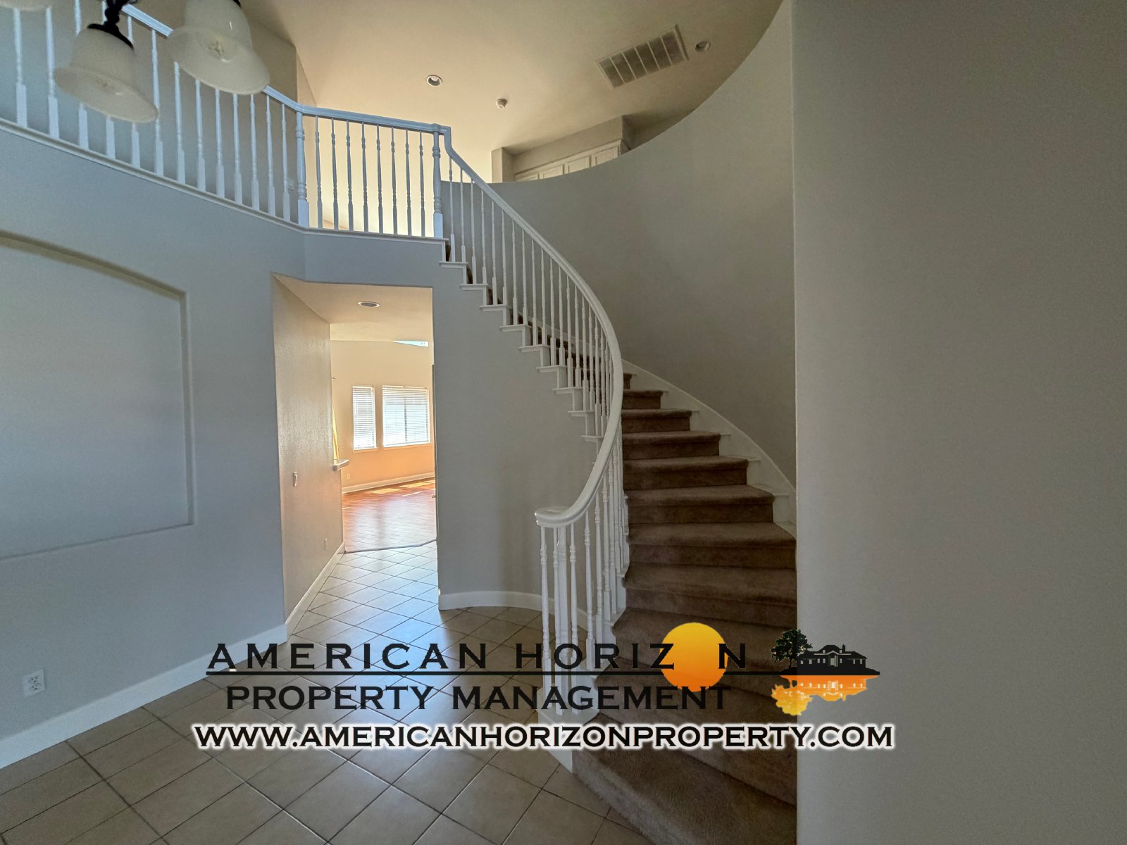 5 Bedroom in Highland Park Roseville property image