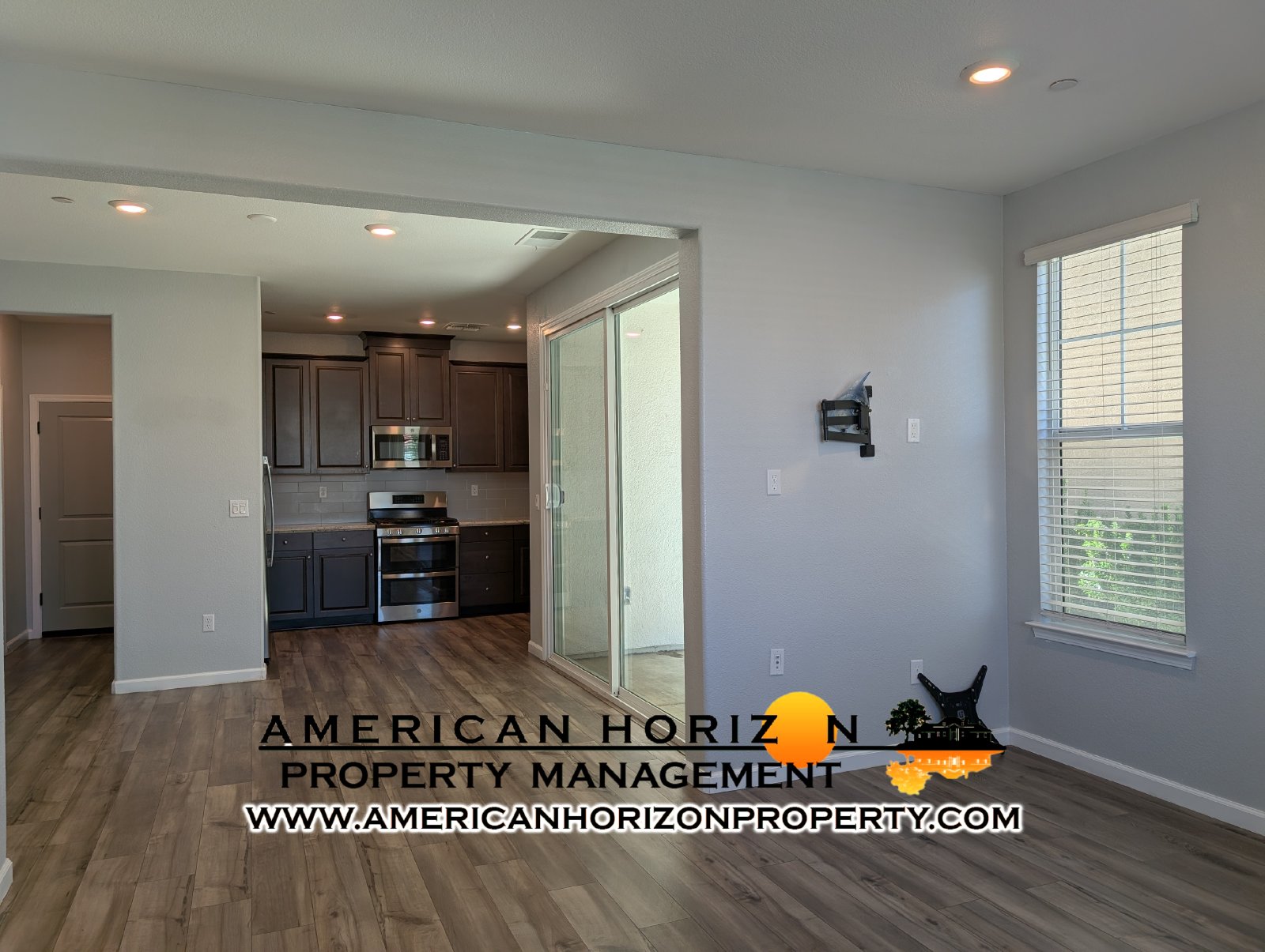 3 Bedroom Roseville Home property image