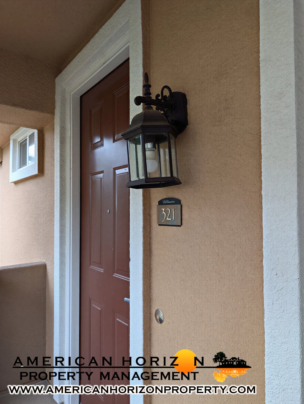 2 Bedroom Condo in Gated Community property image