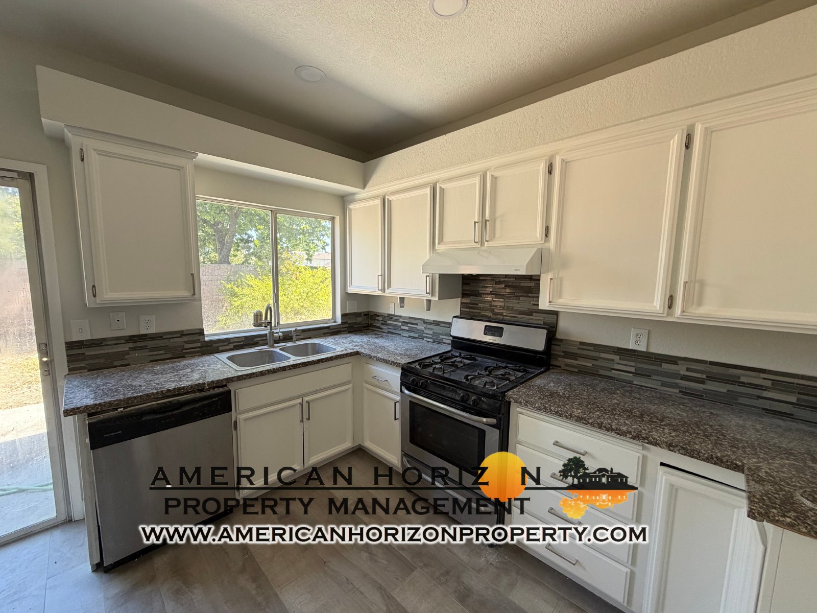 *LEASED* 4 bedroom 3 full Bathroom in Antelope property image