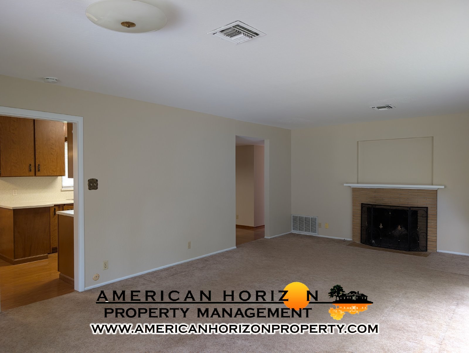 Charming 2 Bedroom on Large Lot property image