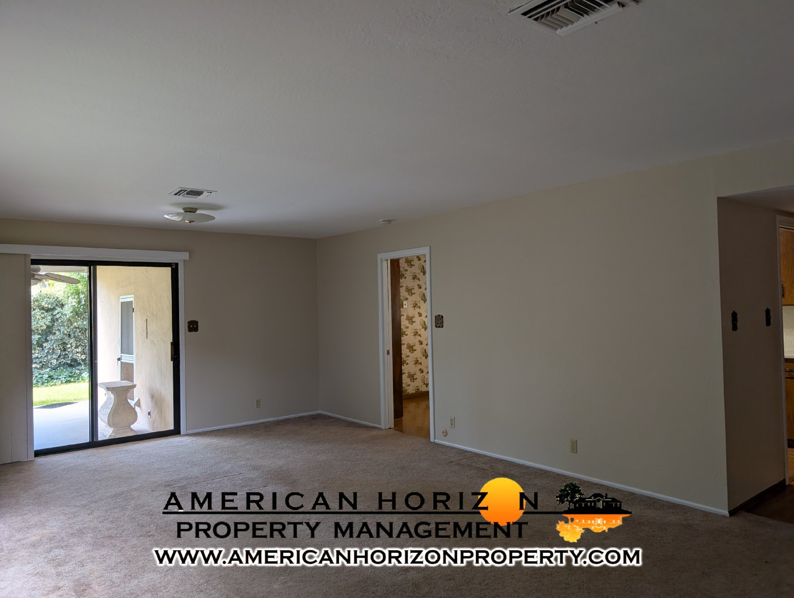 Charming 2 Bedroom on Large Lot property image