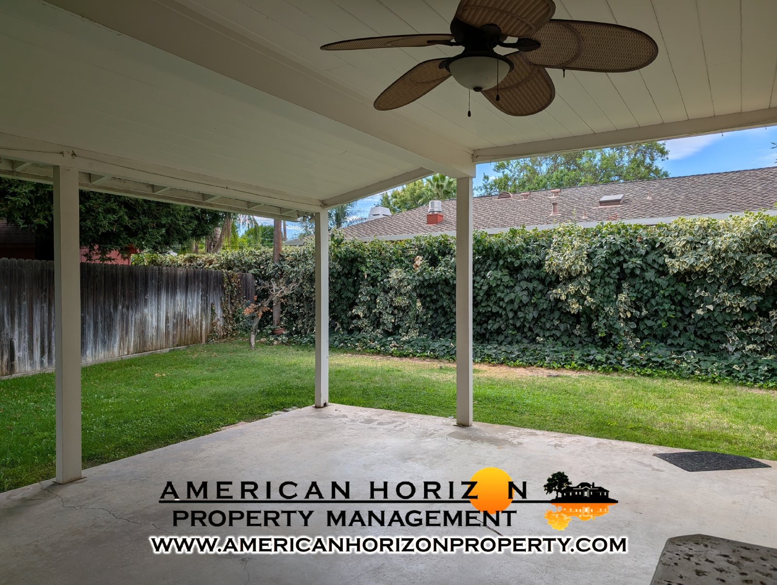 Charming 2 Bedroom on Large Lot property image
